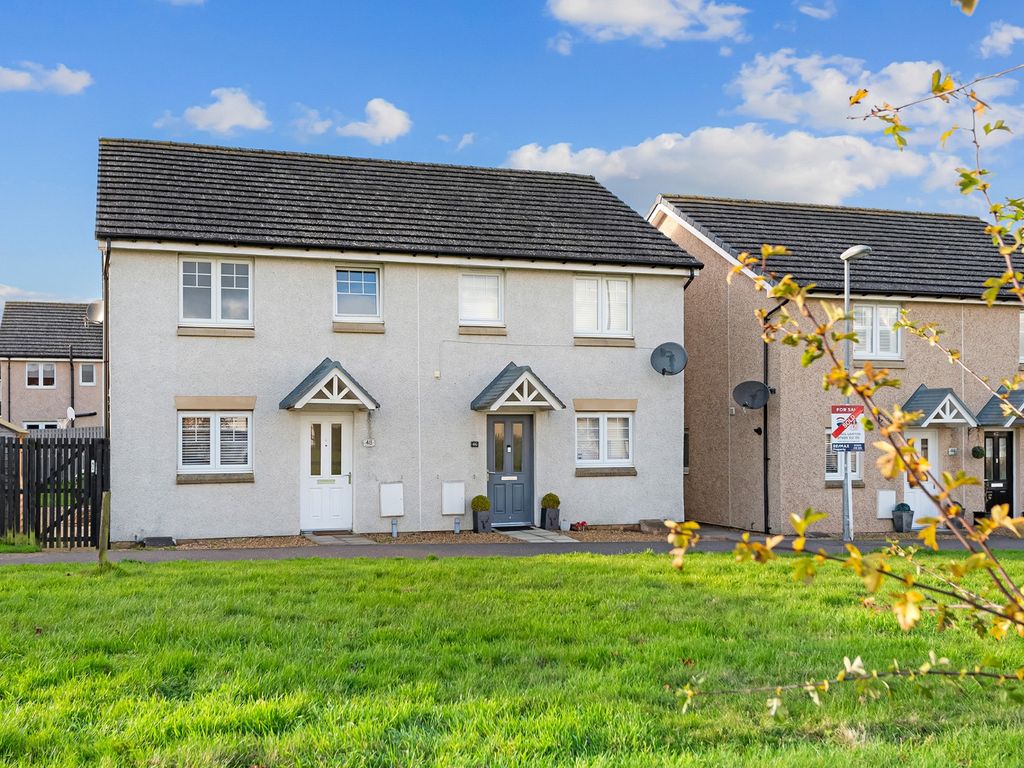 3 bed semidetached house for sale in Polkemmet Road, Whitburn