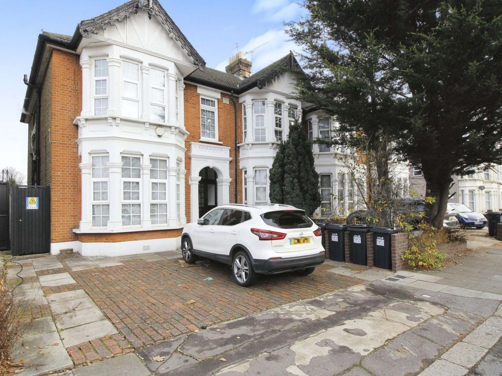 1 bed for sale in 58 The Drive, Ilford IG1 Zoopla
