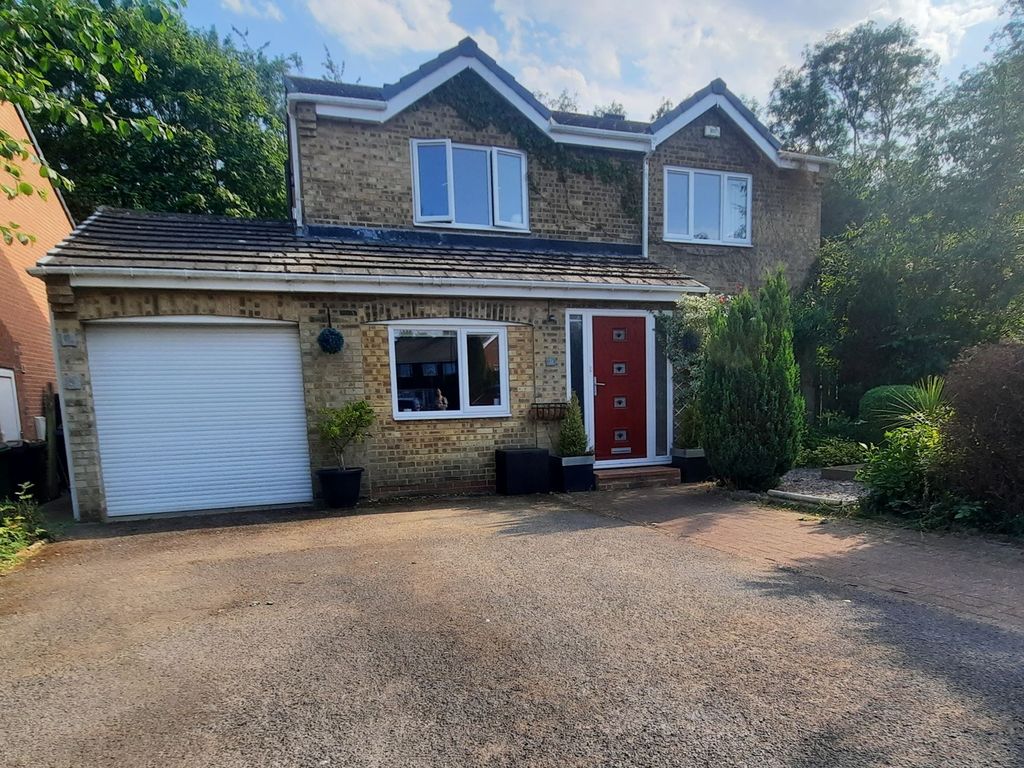 4 bed detached house for sale in Meadow Drive, East Herrington