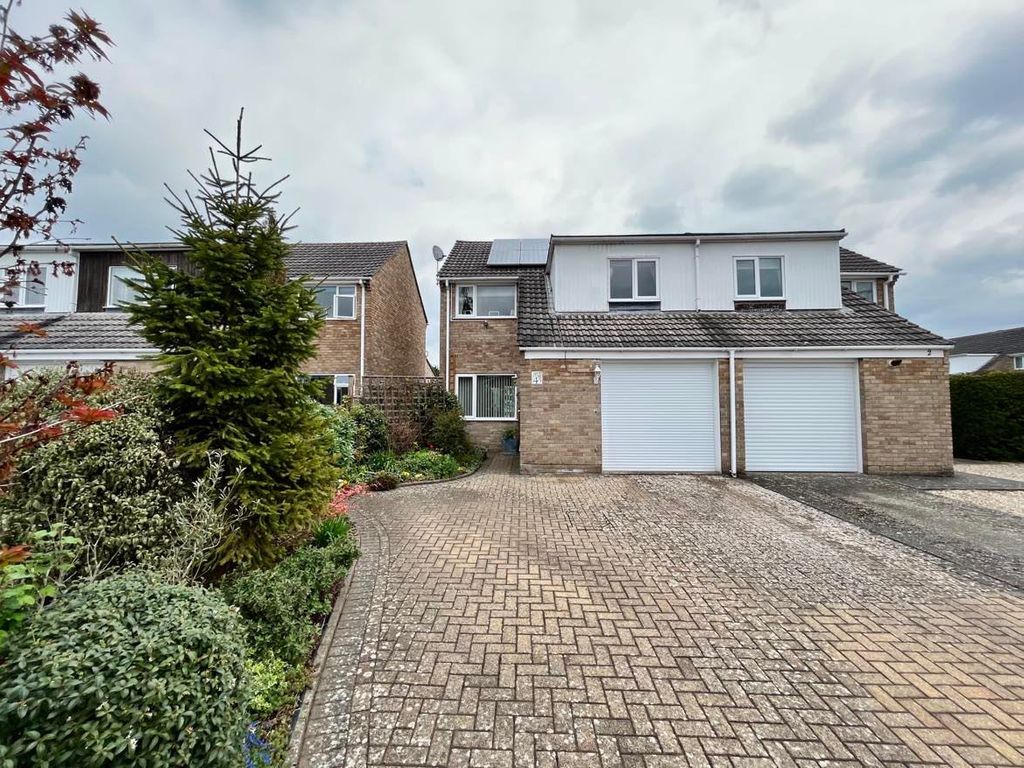 3 bed semidetached house for sale in Kipling Close, Thatcham RG18 Zoopla