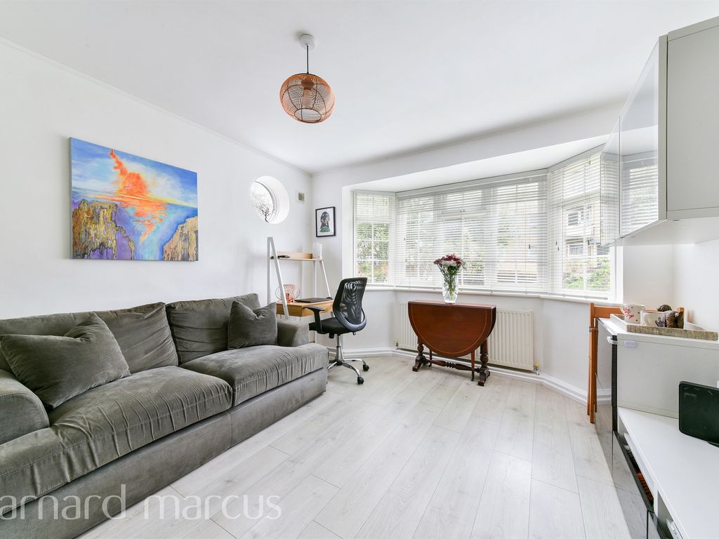 2 bed flat for sale in Mulgrave Road, Sutton SM2, £300,000 Zoopla
