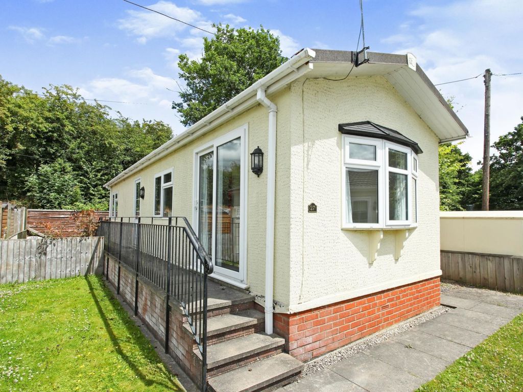 2 bed mobile/park home for sale in Warrington Road, Northwich CW8 Zoopla