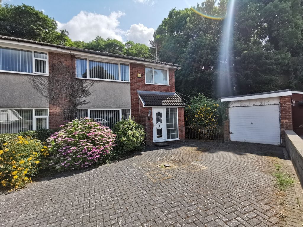 3 bed semidetached house for sale in Longlands Close, Pyle CF33, £