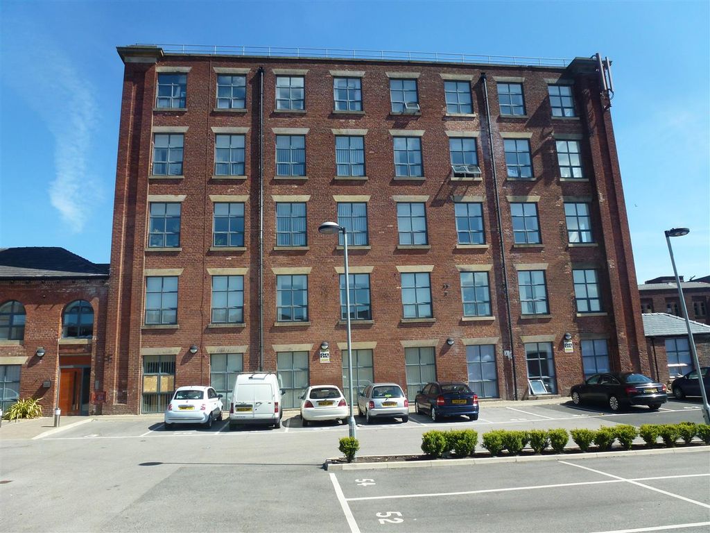 2 bed flat to rent in Atlas Mill, Bentinck Street, Bolton BL1, £750 pcm Zoopla