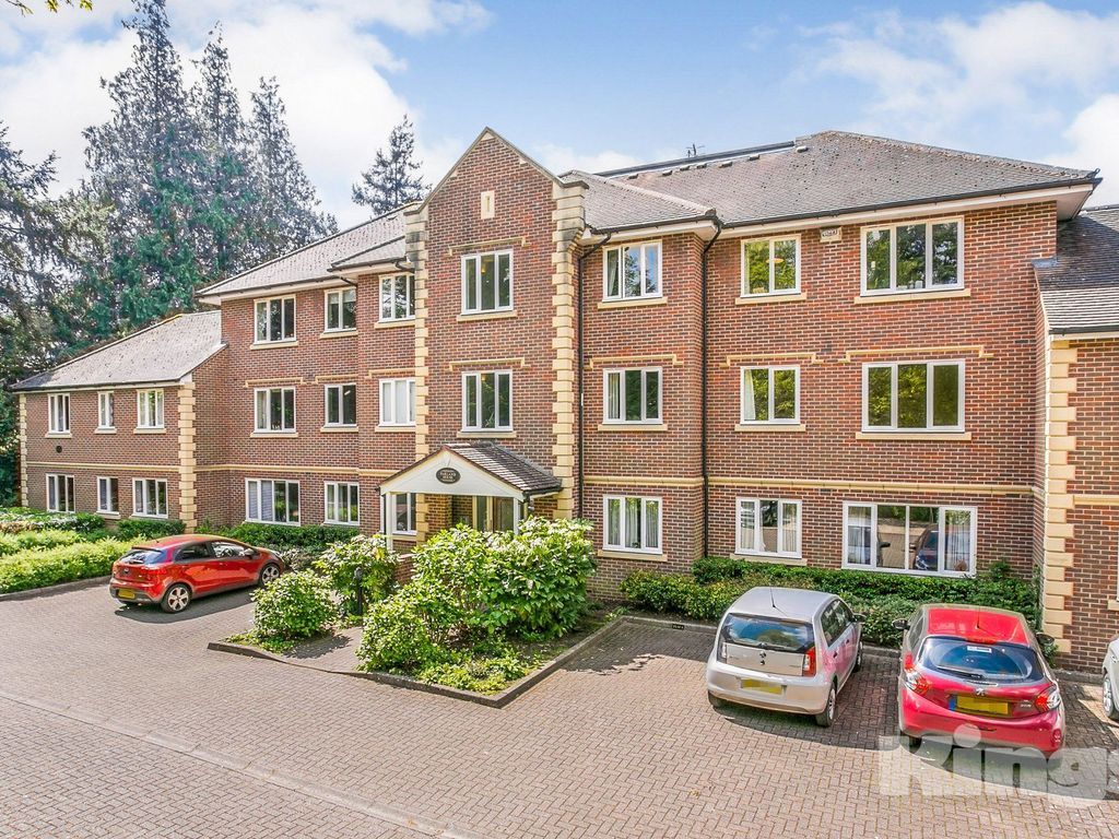 2 bed flat to rent in Bayhall Road, Tarland House Bayhall Road TN2 Zoopla