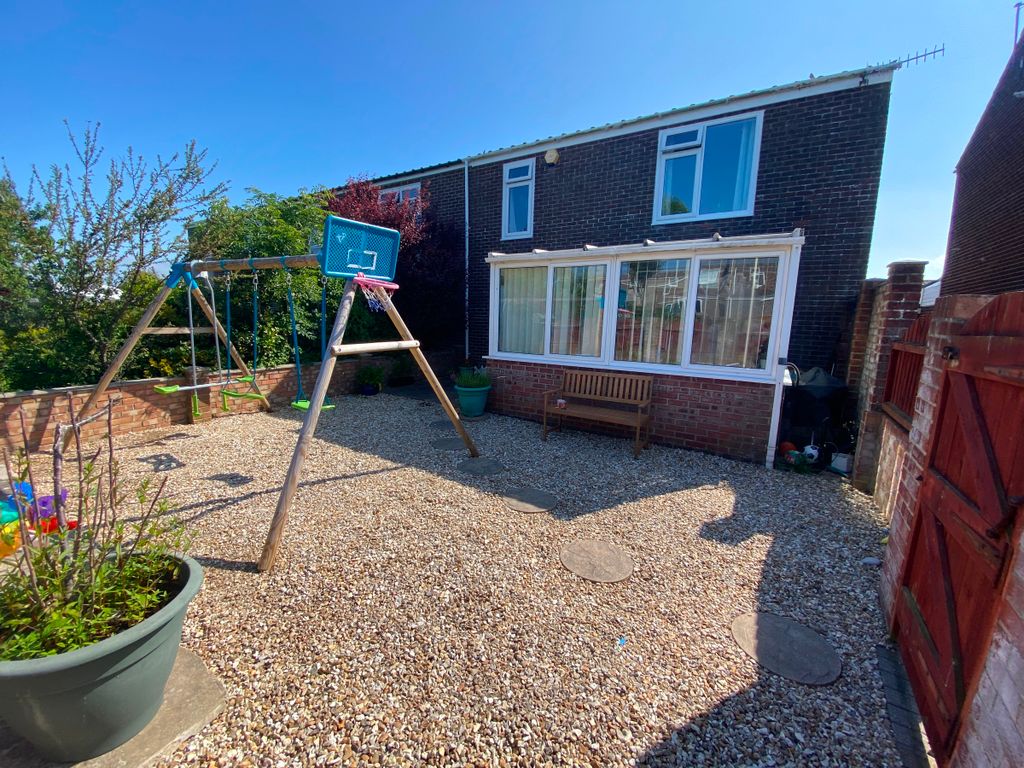 4 bed end terrace house for sale in Carisbrooke, Weymouth DT4 Zoopla