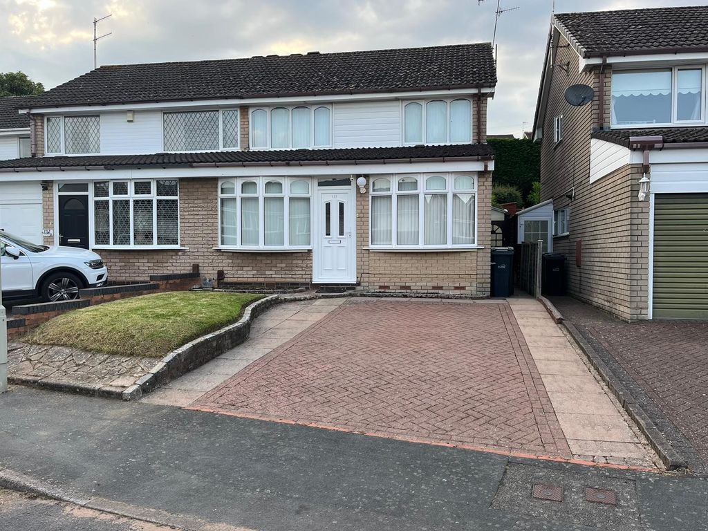 3 bed semidetached house for sale in Blakedown Road, Halesowen B63, £