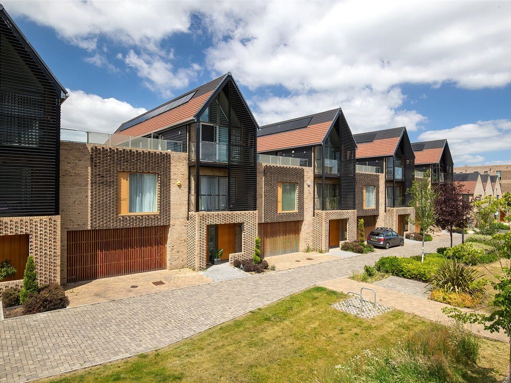 Hobson Road, Trumpington, Cambridge CB2  