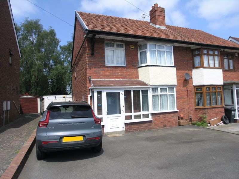 3 bed semidetached house for sale in Two Gates, Halesowen B63 Zoopla