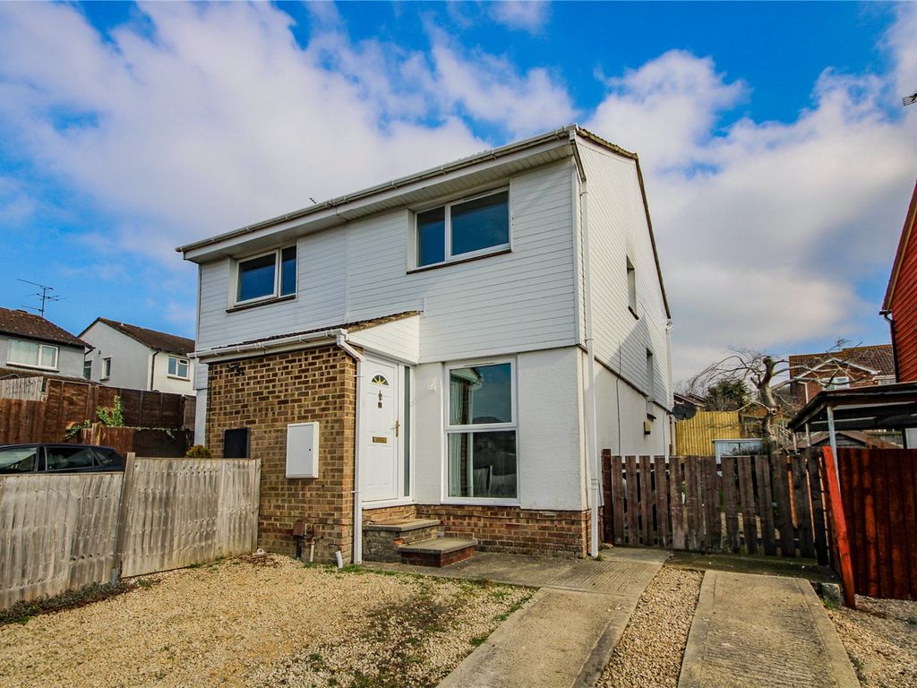 2 bed semidetached house for sale in Newbury Drive, Freshbrook