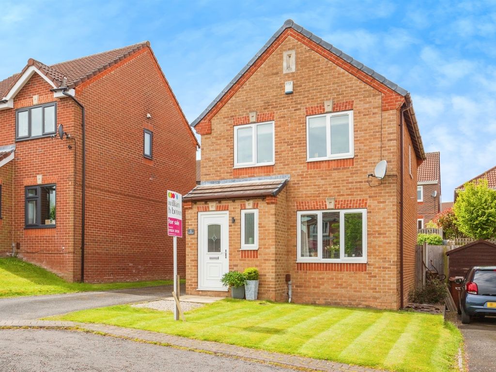 3 bed detached house for sale in Laithes Chase, Alverthorpe, Wakefield