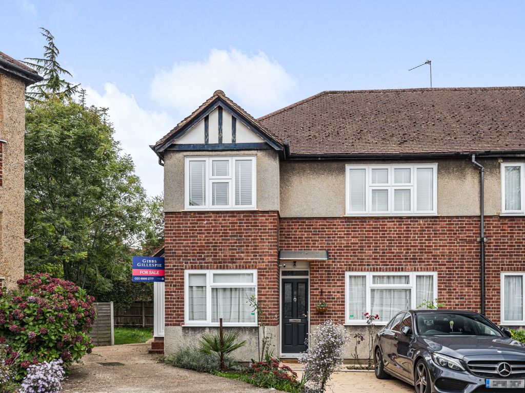 2 bed flat for sale in Valley Close, Pinner, Middlesex HA5 Zoopla