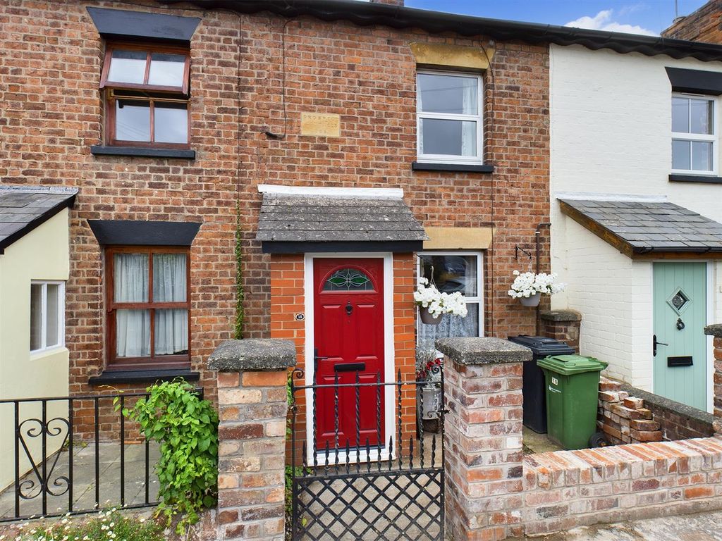 2 bed terraced house for sale in Hereford Road, Leominster HR6 Zoopla