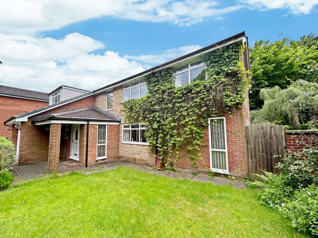 5 bed detached house for sale in Church Meadows, Bolton BL2, £475,000