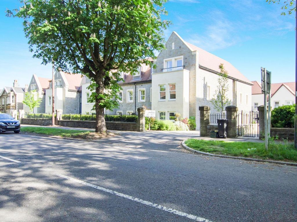 2 bed flat for sale in William Page Court, Staple Hill, Bristol BS16