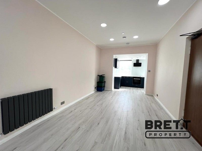 1 bed property to rent in Victoria Place, Haverfordwest, Pembrokeshire