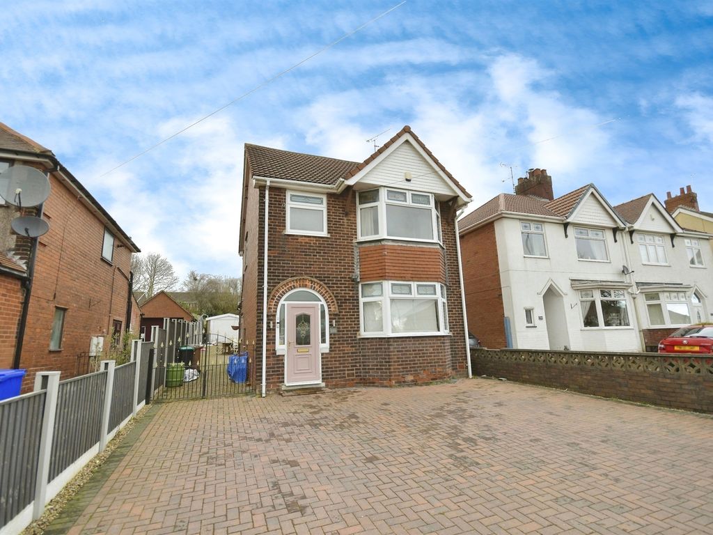 3 bed detached house for sale in Sutton Road, Mansfield NG18, £240,000