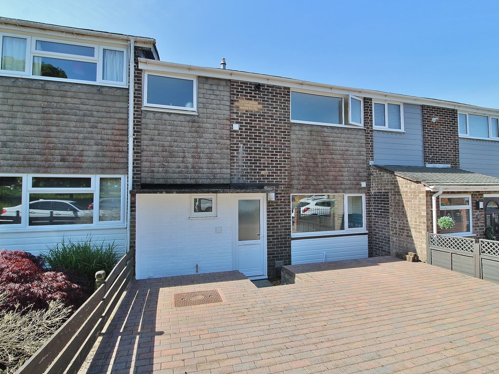 3 bed terraced house for sale in Harcourt Close, Cowplain