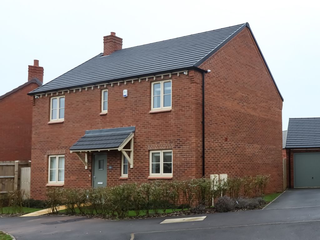 4 bed detached house for sale in Blakenhall Drive, Lutterworth LE17, £