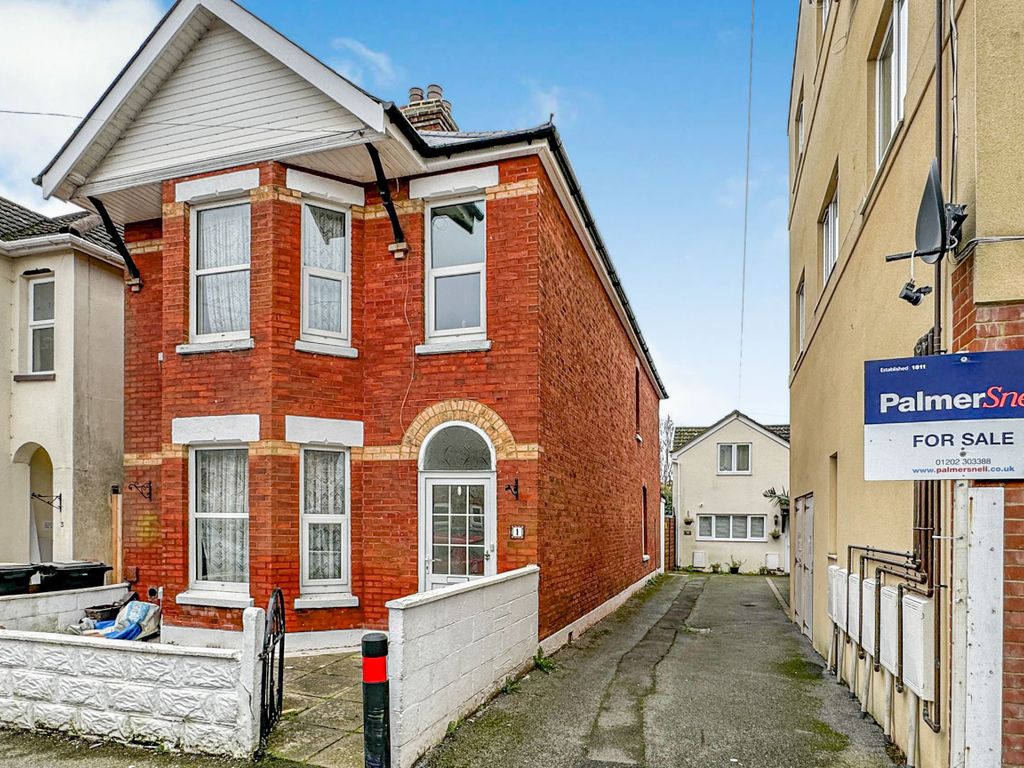 3 bed detached house for sale in Rosebery Road, Bournemouth, Dorset BH5, £400,000 Zoopla