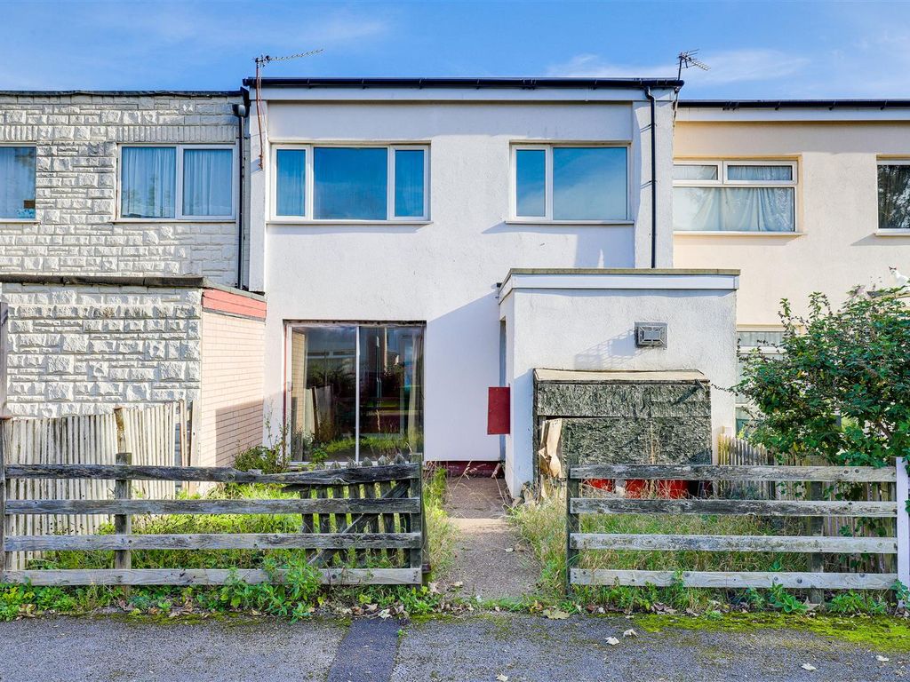 3 bed terraced house for sale in Eastholme Croft, Colwick Park, Nottinghamshire NG2, £140,000