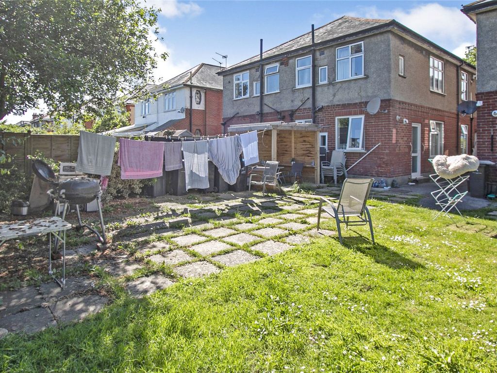 2 bed flat for sale in Christchurch Road, Bournemouth BH7 Zoopla