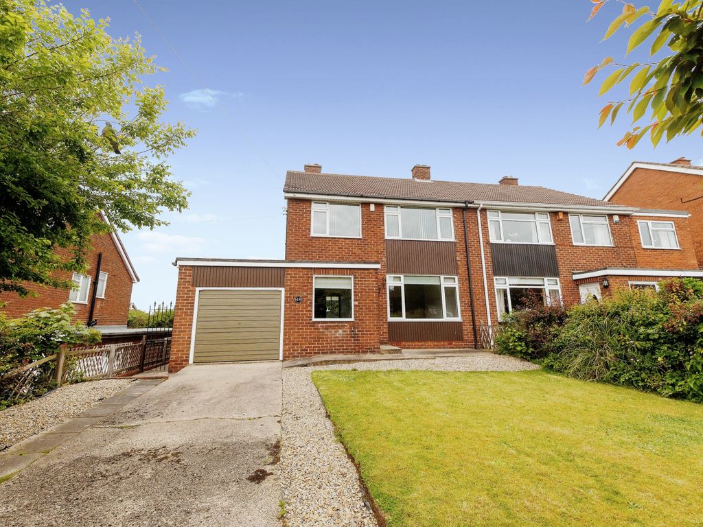 3 bed semidetached house for sale in Summerhill, East Herrington