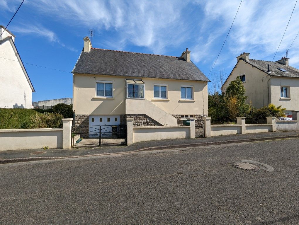 3 bed detached house for sale in 22160 Callac, CôtesD'armor, Brittany, France Zoopla