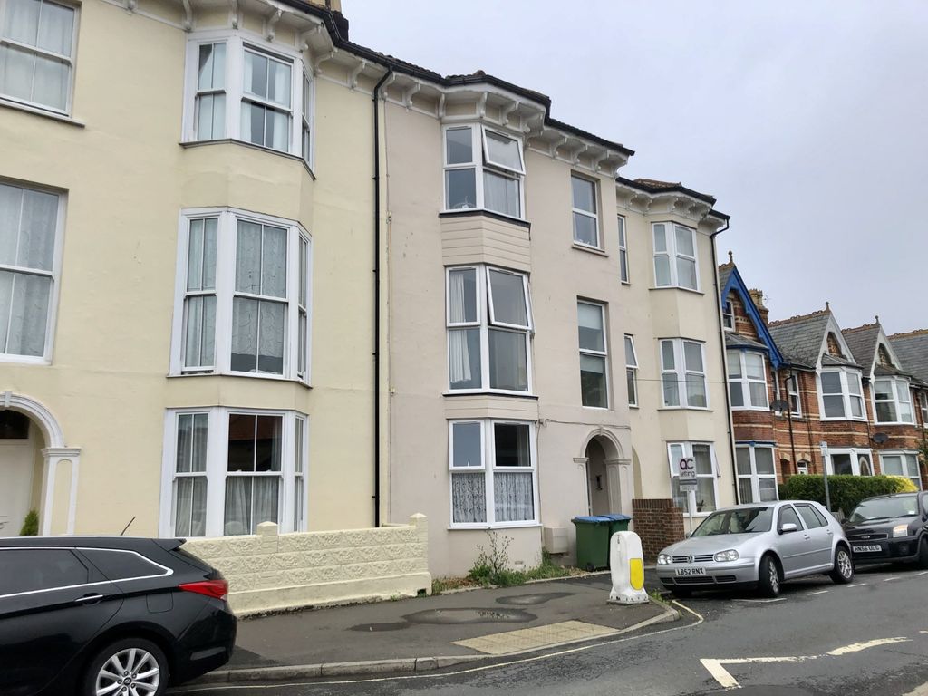 1 bed flat for sale in Gatwick House, 45 Glamis Street, Bognor Regis, West Sussex PO21 Zoopla
