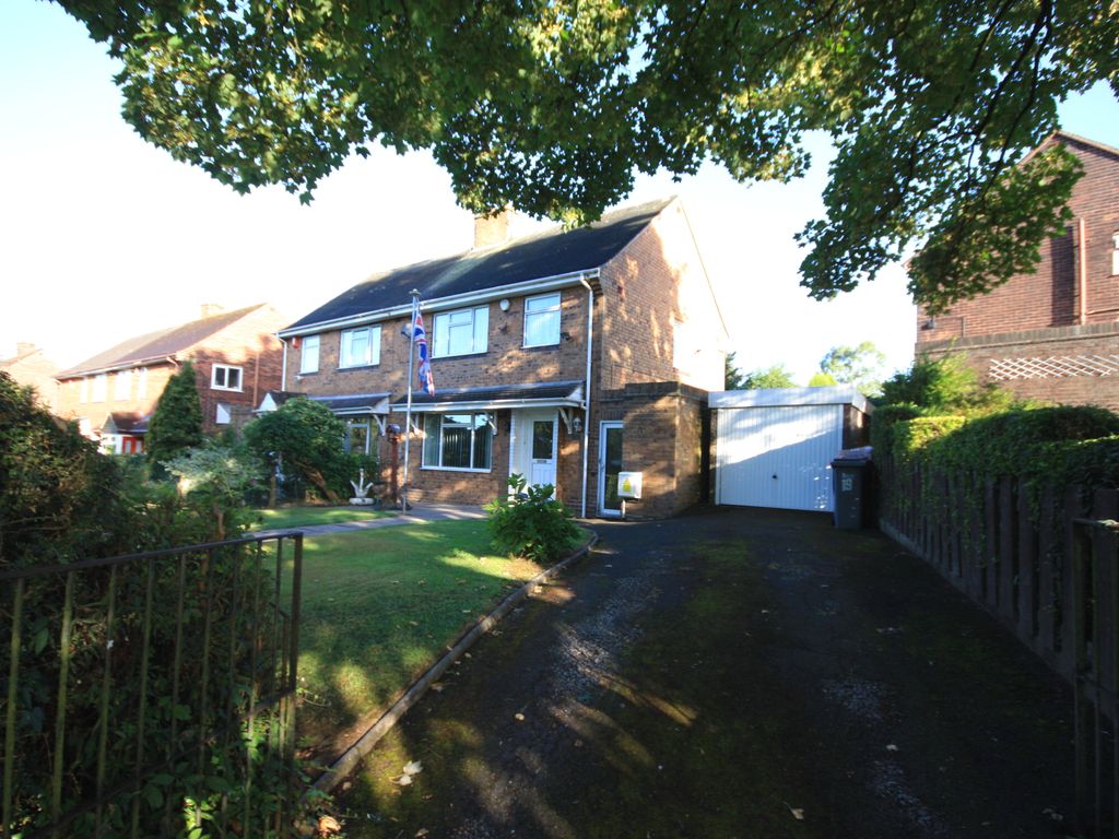 3 bed semidetached house for sale in Sprinkbank Road, Chell Heath