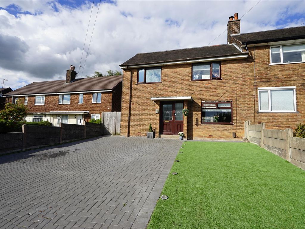 3 bed semidetached house for sale in Poplar Avenue, Horwich, Bolton