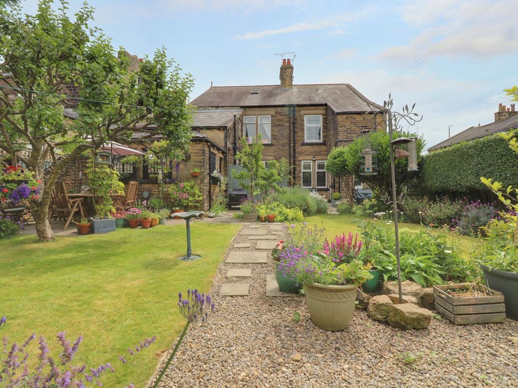 3 bed semidetached house for sale in Carr Road, Calverley, Pudsey LS28