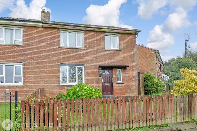 3 bed semidetached house for sale in Hill Top Drive, Kirkholt