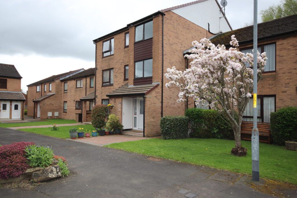 2 bed flat for sale in Ponteland, 43, Mayfair Gardens NE20 Zoopla