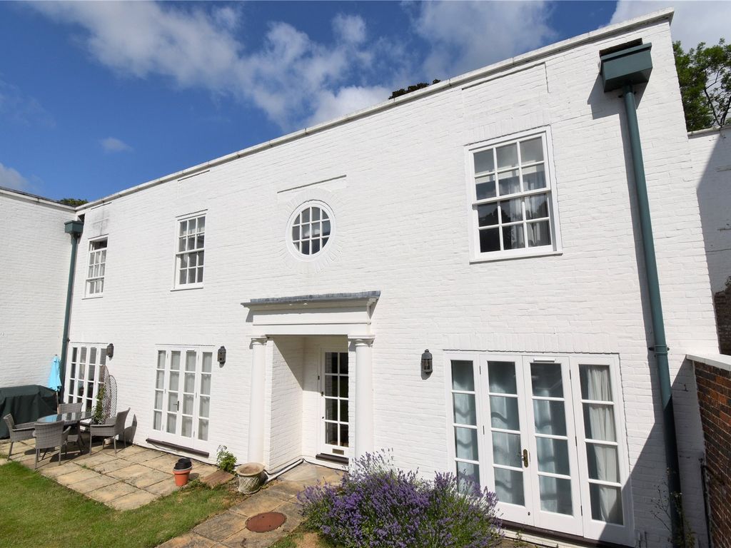 3 bed terraced house to rent in Nashdom Lane, Burnham, Slough SL1 Zoopla