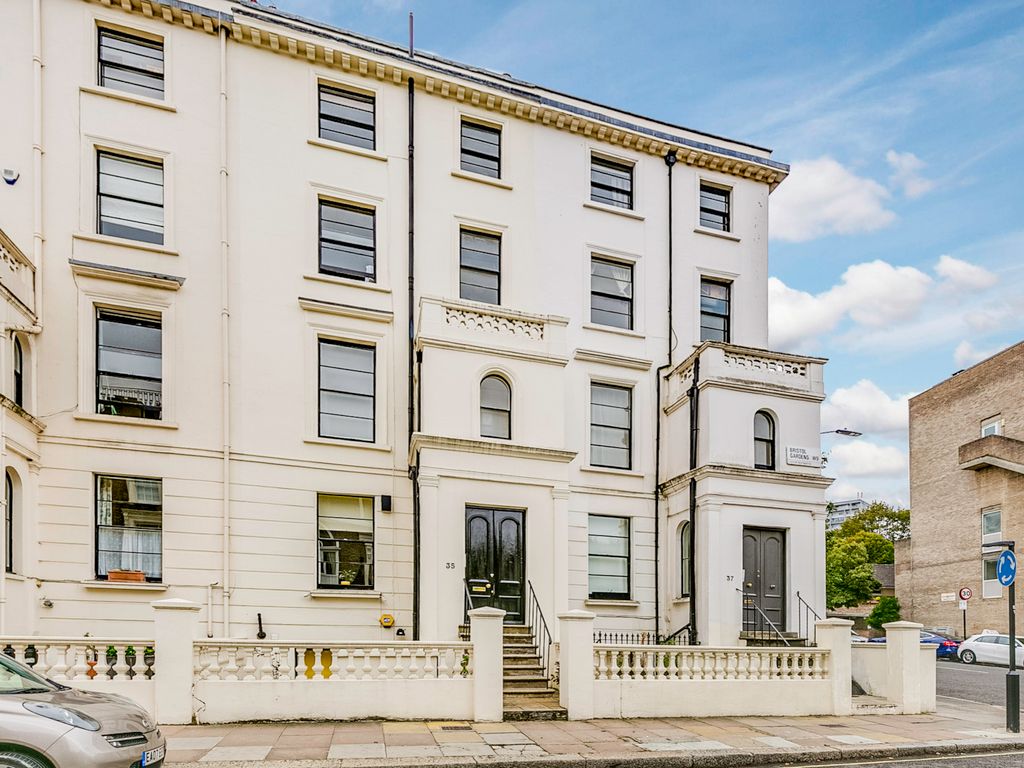 2 bed for sale in Bristol Gardens, Warwick Avenue Station W9