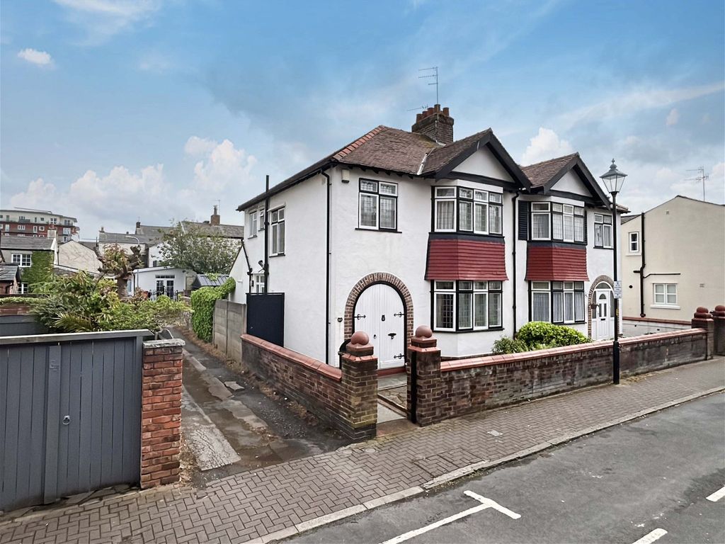 3 bed semidetached house for sale in Bath Street North, Southport PR9