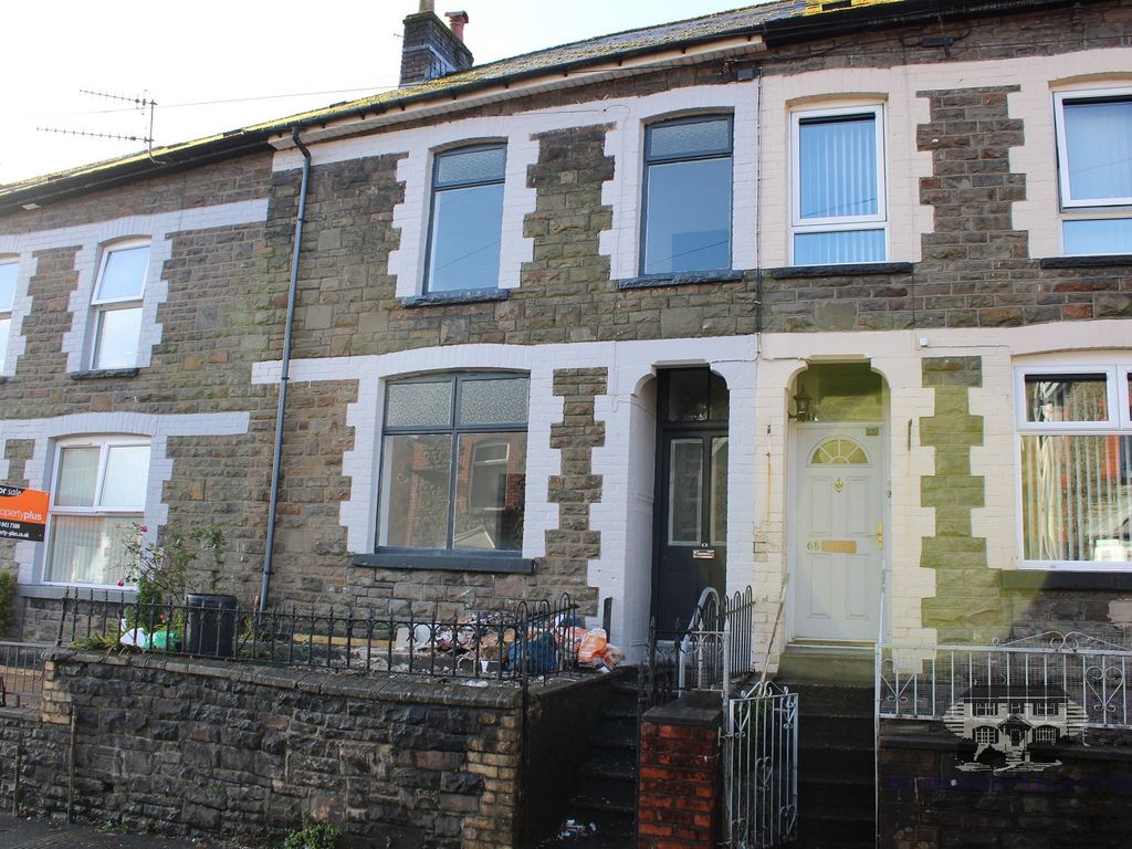 4 bed terraced house to rent in North Road, Ferndale, Rhondda Cynon