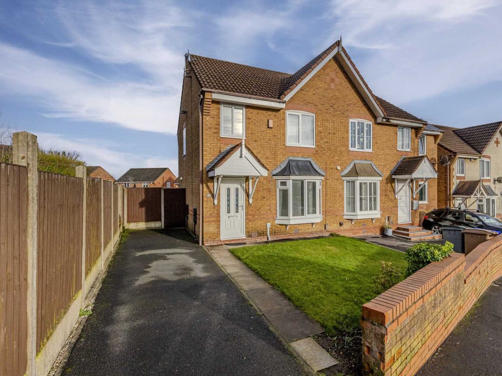 3 bed semidetached house for sale in Road, Stoke On Trent ST6