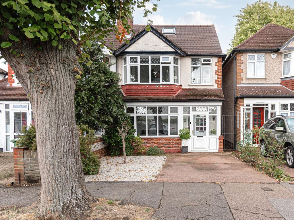 4 bed semidetached house for sale in Brocks Drive, Cheam, Sutton SM3