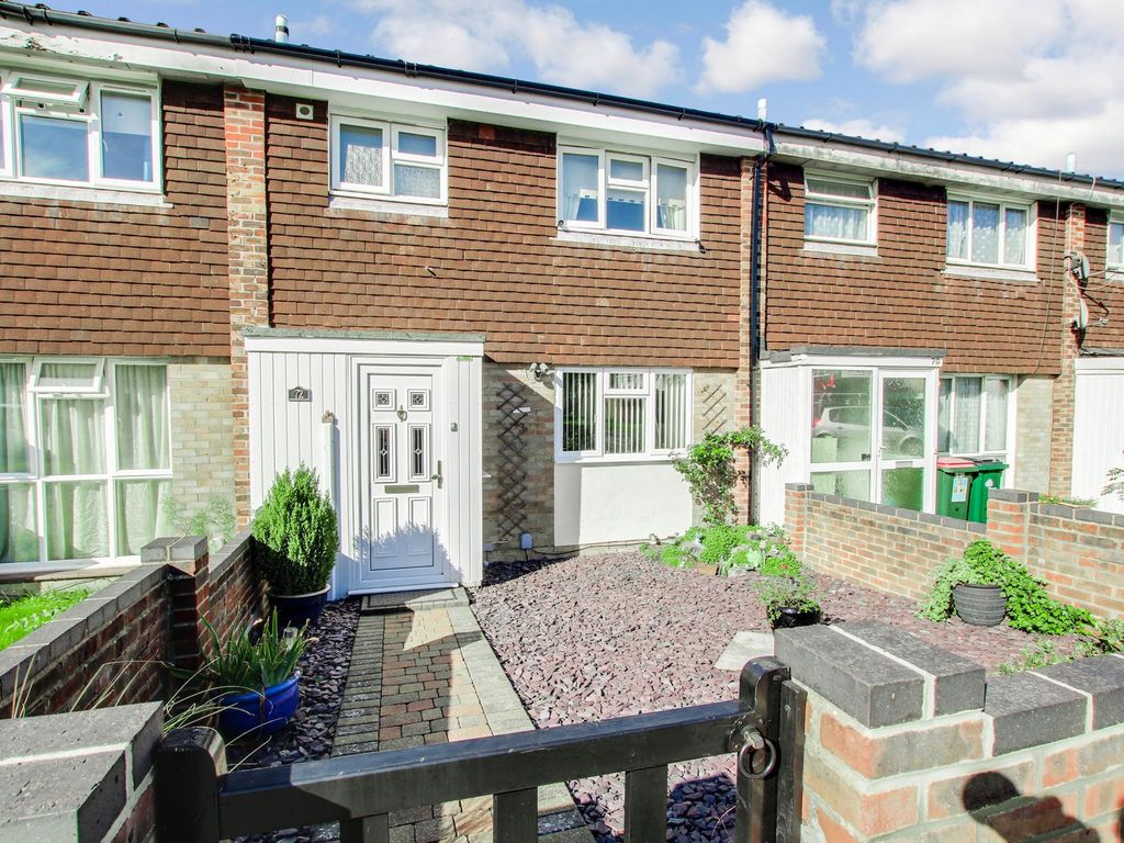 3 bed terraced house to rent in Colwyn Close, Crawley RH11 Zoopla