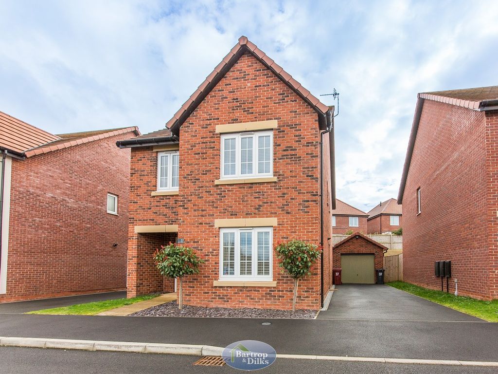 4 bed detached house for sale in Canyon Meadow, Creswell, Worksop S80