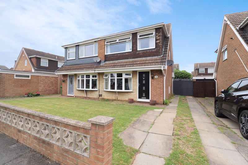 3 bed semidetached house for sale in Kirkwall Close, Fairfield