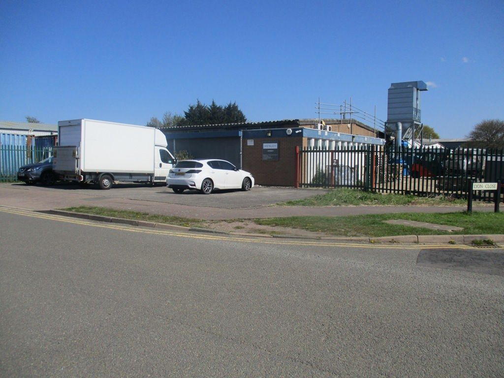 Light industrial to let in 1 Lyon Close, Woburn Road Industrial Estate