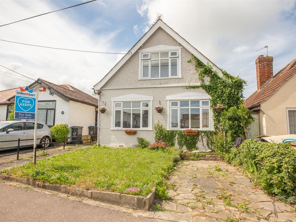 4 bed detached bungalow for sale in Park Avenue, Birchington CT7 Zoopla
