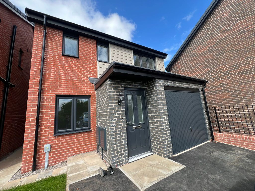 3 bed property to rent in Church Road, Old St. Mellons, Cardiff CF3, £