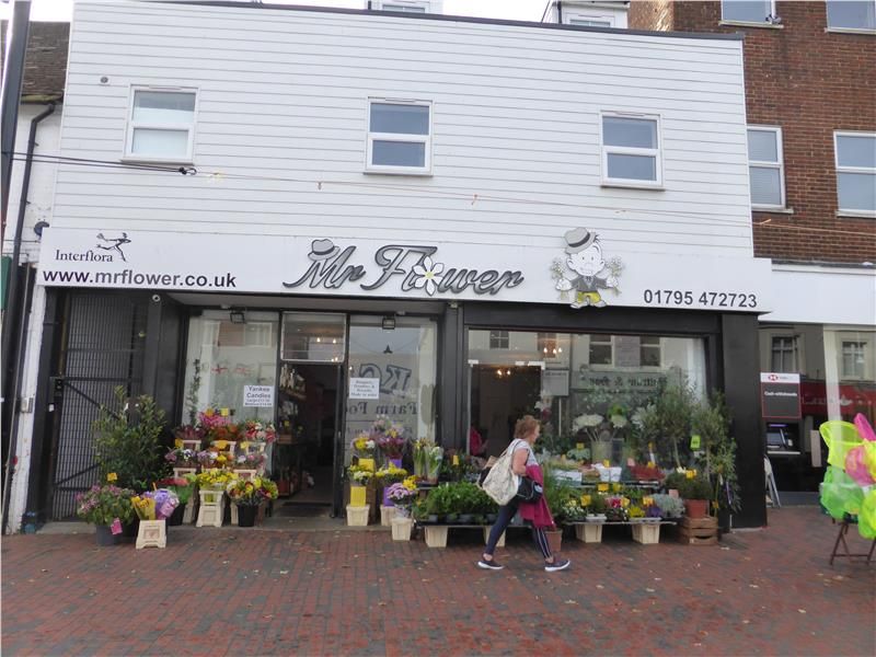 Retail premises to let in 113113A High Street, Sittingbourne, Kent
