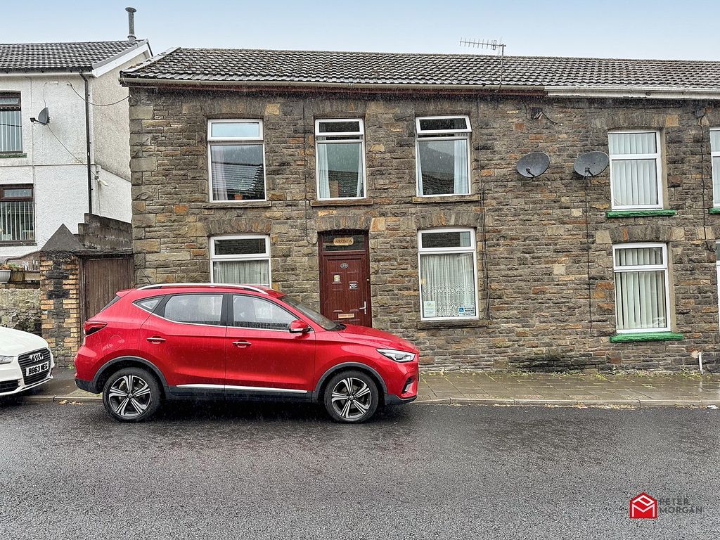 3 bed semidetached house for sale in Meadow Street, Ogmore Vale