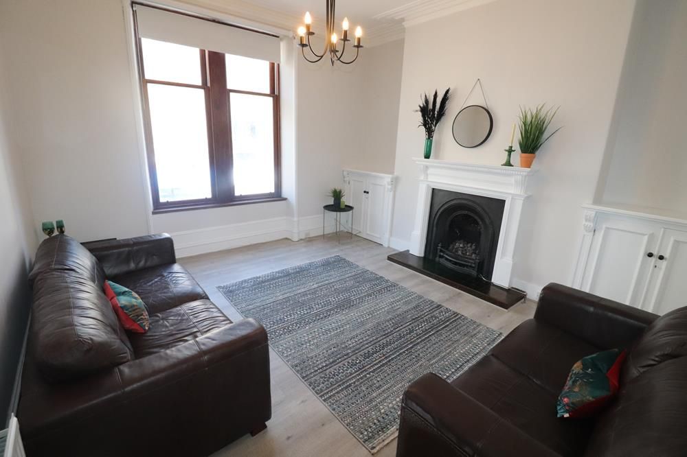 2 bed flat to rent in Holburn Street, First Right AB10, £800 pcm Zoopla