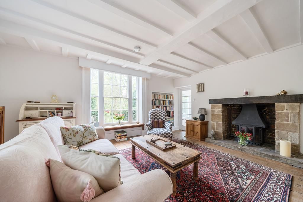 5 bed semidetached house for sale in Wallingford Road, Shillingford